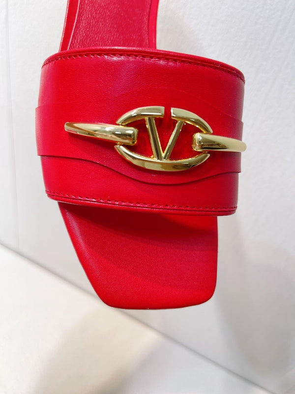 VT Moon Slides in Leather Red Cowhide 292859