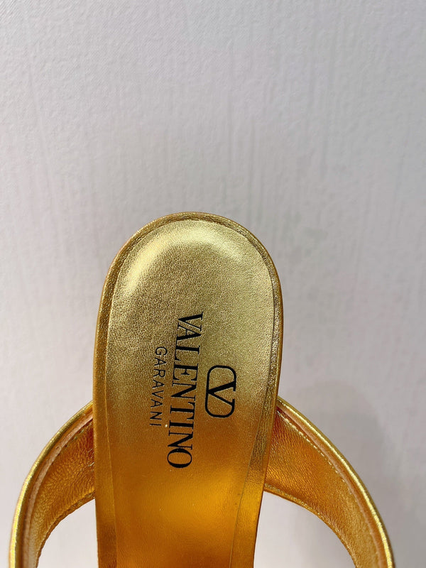 VT Heeled Sandal Gold Cowhide 292882