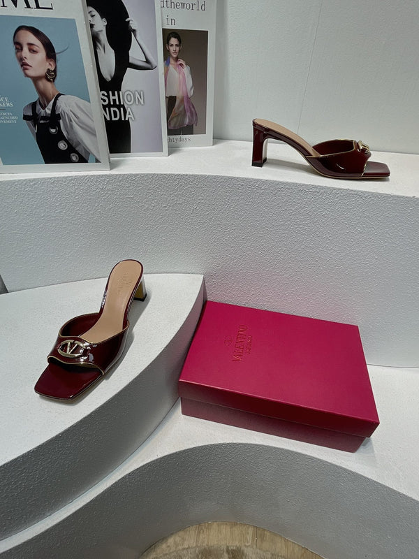 VT Mid Heel Mule Sandal Ruby Red Sheepskin 292761