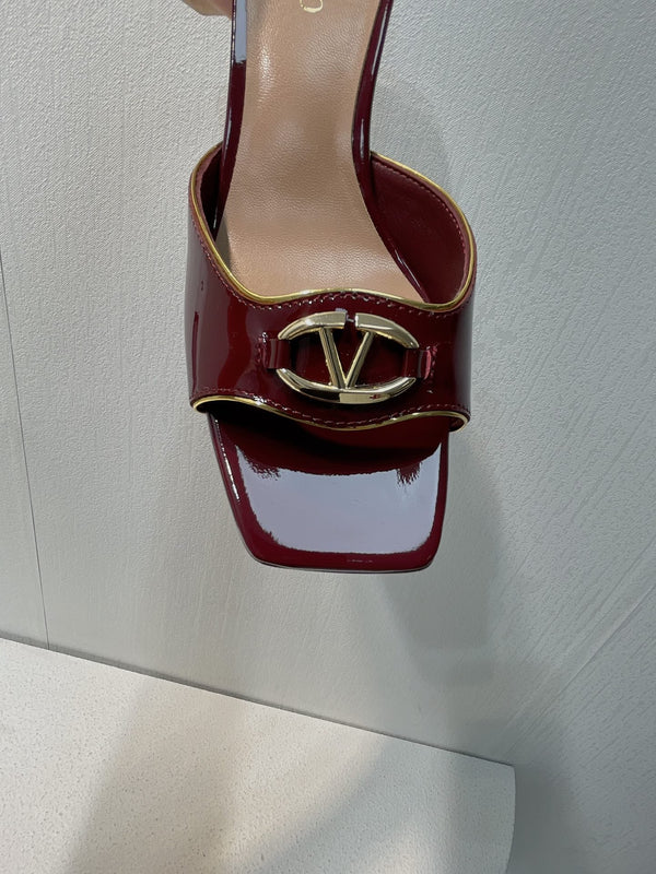 VT Mid Heel Mule Sandal Ruby Red Sheepskin 292761