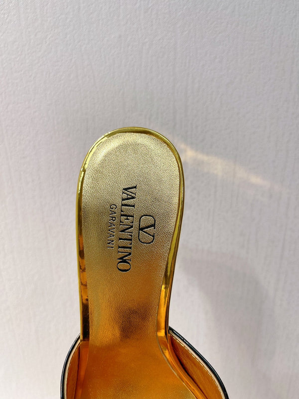 VT Mid Heel Mule Sandal Gold Sheepskin 292764