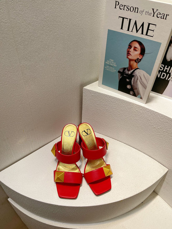 VT One Stud Leather Sandals Red Cowhide 292889