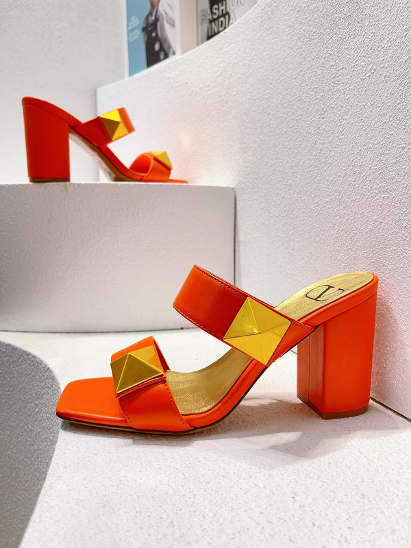 VT One Stud Leather Sandals Orange Cowhide 292755