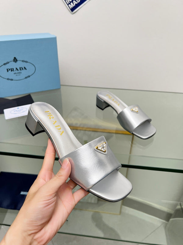 PRA CIABATTE RICAMATE 40 IN PELLE DI VITELLO ARGENTO