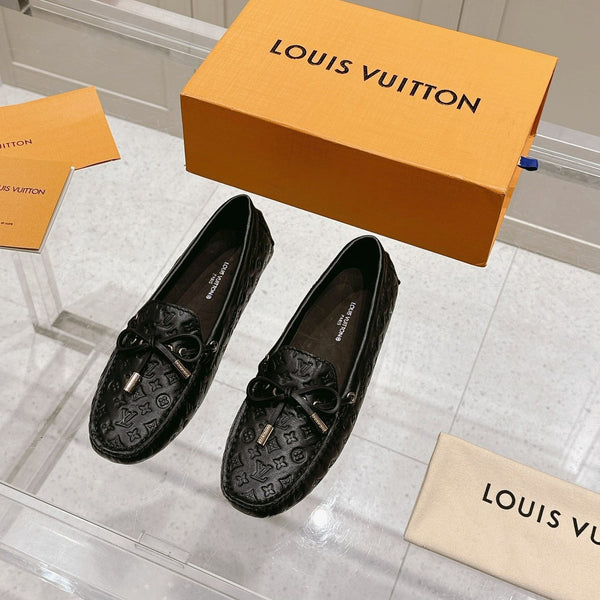 LV Gloria Loafer Black Embossed Calfskin 480740