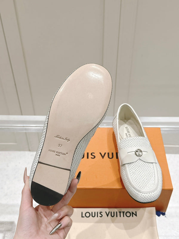 LV 25ss Soho Flat Loafer Rivets White Lambskin