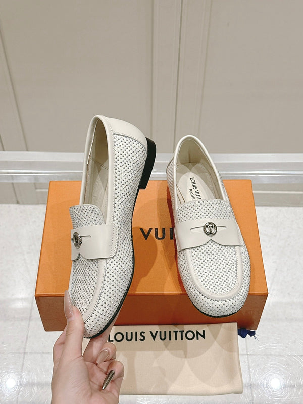 LV 25ss Soho Flat Loafer Rivets White Lambskin