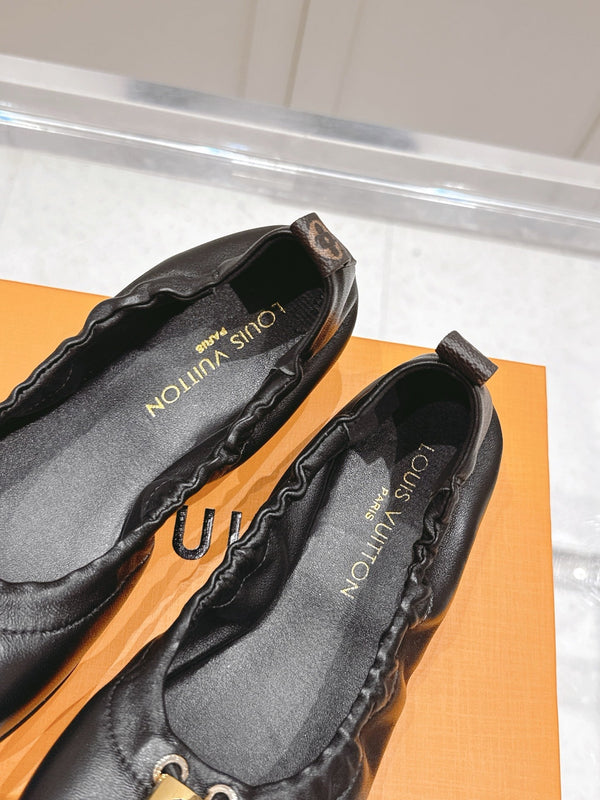 LV 25PF Nolita Flat Ballerina Black Sheepskin 480514