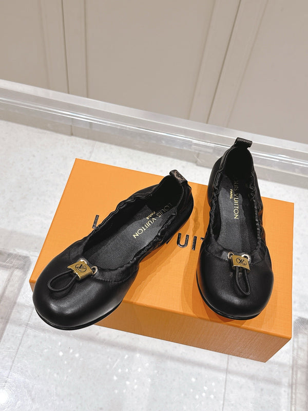 LV 25PF Nolita Flat Ballerina Black Sheepskin 480514