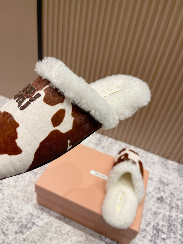 Miu Shearling-Lined Cow-Print Mules Horsehair 481434