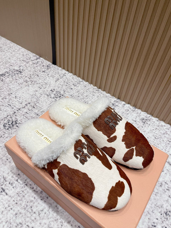 Miu Shearling-Lined Cow-Print Mules Horsehair 481434