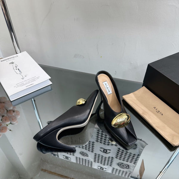 ALAIA AZZEDINE HIGH HEELS IN BLACK CALFSKIN WITH GOLD HARDWARE