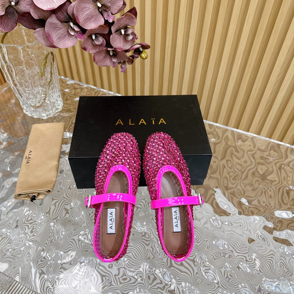 ballerina Alaia in pelle di agnello rosa scuro a rete