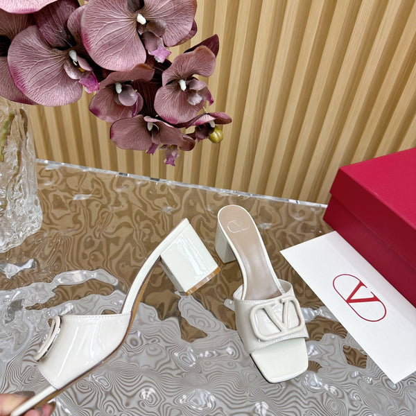 SANDALI APERTI VLOGO SIGNATURE HIGH SHINE 60 MM IN PELLE DI VITELLO BIANCA