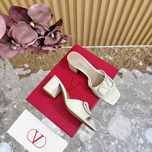 SANDALI APERTI VLOGO SIGNATURE HIGH SHINE 60 MM IN PELLE DI VITELLO BIANCA