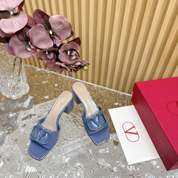 SANDALI APERTI VLOGO SIGNATURE HIGH SHINE 60 MM IN PELLE DI VITELLO BLU PEGEON