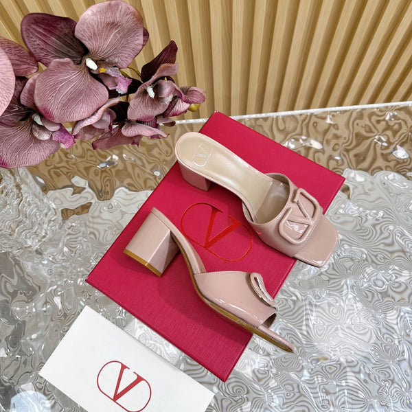 SANDALI APERTI VLOGO SIGNATURE HIGH SHINE 60 MM IN PELLE DI VITELLO ROSA CREPE