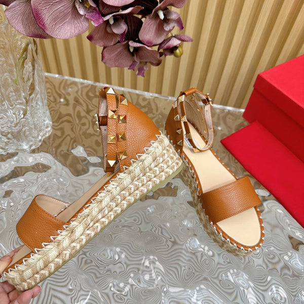 Rockstud Espadrille 45mm Brown leather sandals