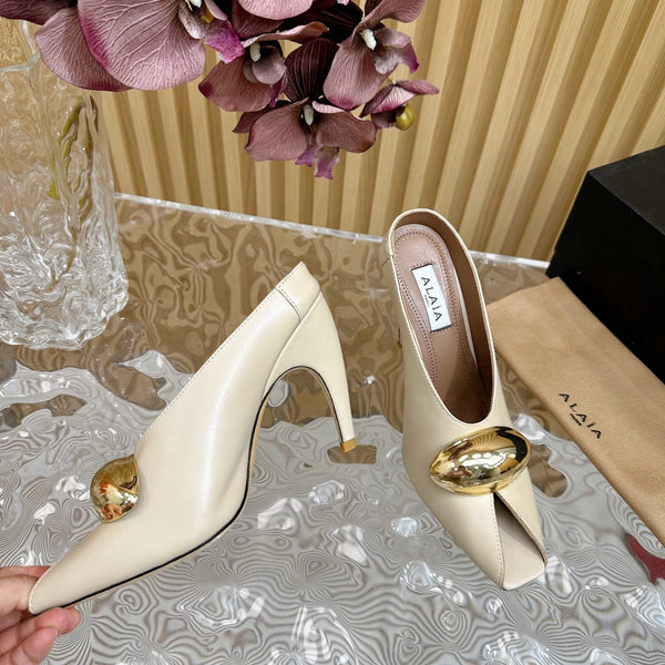 ALAIA AZZEDINE HIGH HEELS IN  BEIGE CREAM CALFSKIN WITH GOLD HARDWARE