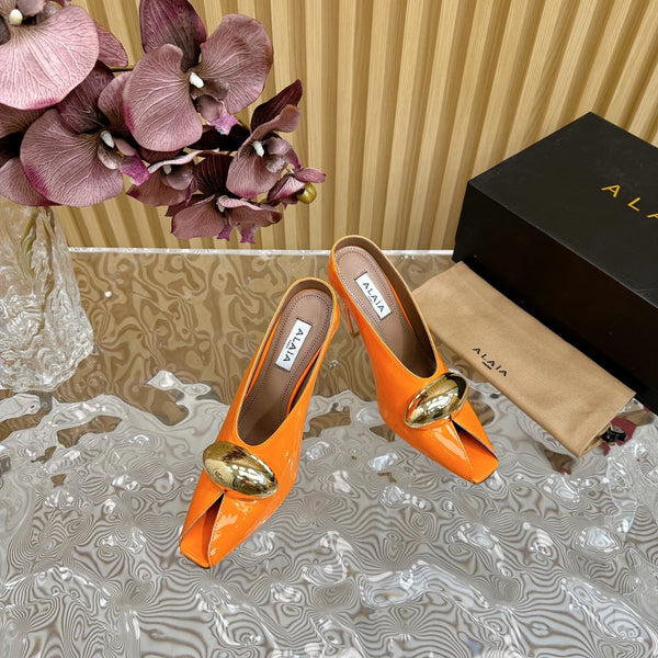 ALAIA AZZEDINE HIGH HEELS IN TANGERINE ORANGE CALFSKIN WITH GOLD HARDWARE