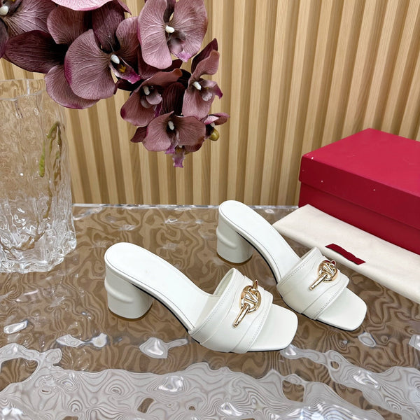 Sandalo con tacco alto 70, punta quadrata, Vlogo, edizione Bold, bianco