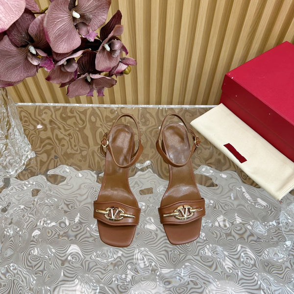 Sandalo con cinturino posteriore 70 The Bold Edition Vlogo punta quadrata marrone