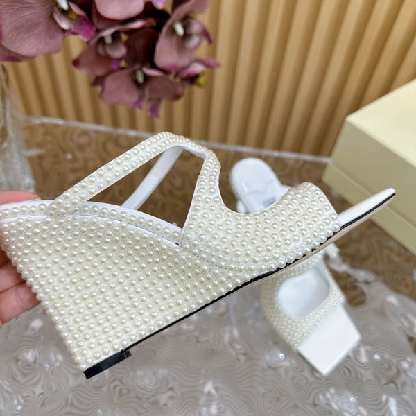 Jimmy Anise 105mm in pelle di agnello con borchie bianche perla 581538