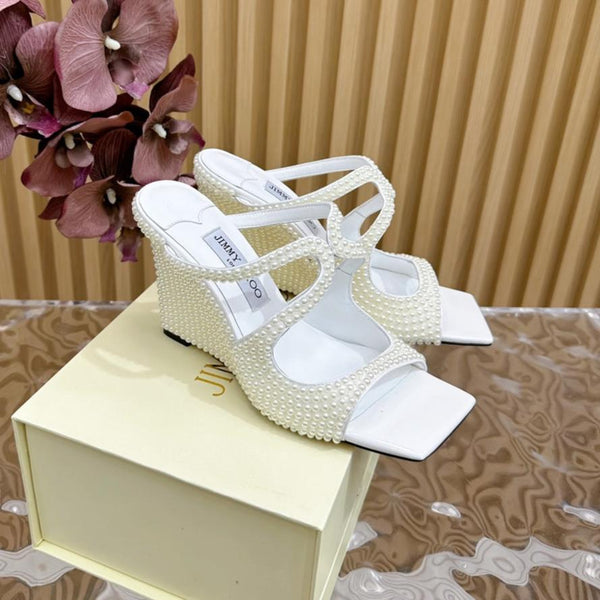 Jimmy Anise 105mm in pelle di agnello con borchie bianche perla 581538