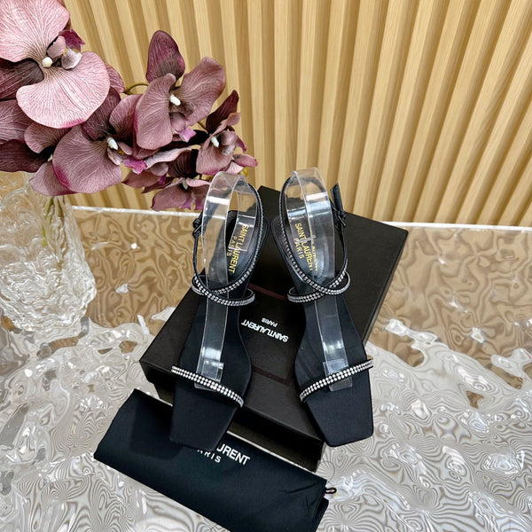 SANDALI NUIT 85 IN CREPE SATIN NERO E STRASS BIANCHI