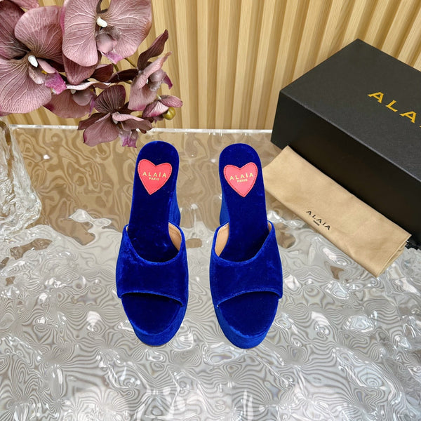 ALAIA PLATFORM WEDGE IN COBALT BLUE VELVET WITH HEART EMBROIDERED