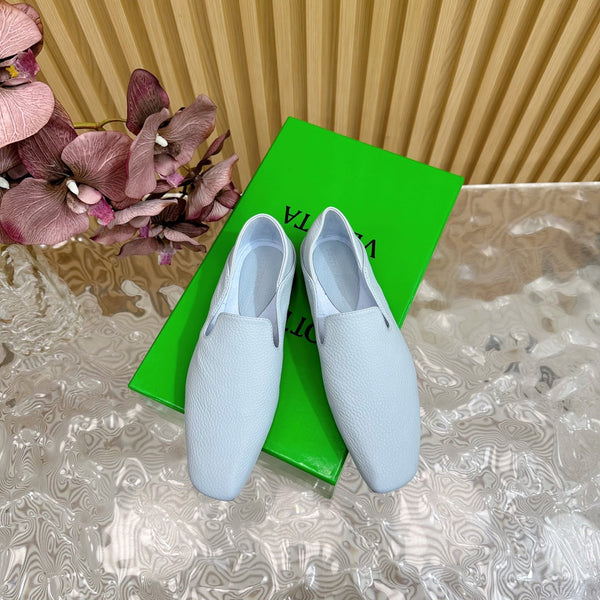 Pantofole Adamo in pelle di vitello blu nuvola BV 957403