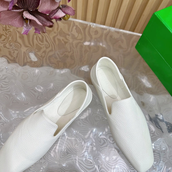 BV Grained White Calfskin Adamo Slippers 957405