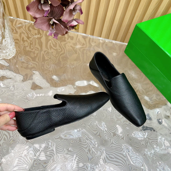 BV Grained Black Calfskin Adamo Slippers 957407