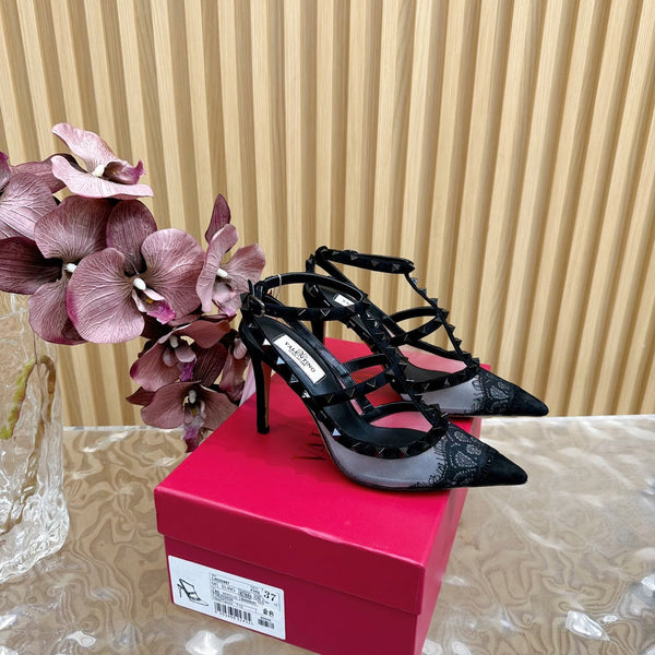 Décolleté Rockstud Metallic con cinturino alla caviglia, 95 mm, in pelle di agnello nera e tessuto in pizzo 102095