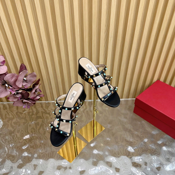 Sandali Rockstud in pelle con zeppa 60 mm in pelle di pecora nera 307862