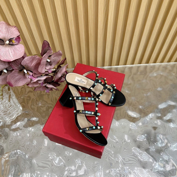 Sandali Rockstud in pelle con zeppa 60 mm in pelle di pecora nera 307862