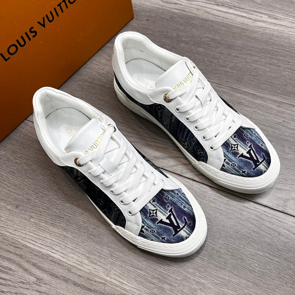 LV TRAINER SNEAKER WHITE CALFSKIN AND BLUE DENIM