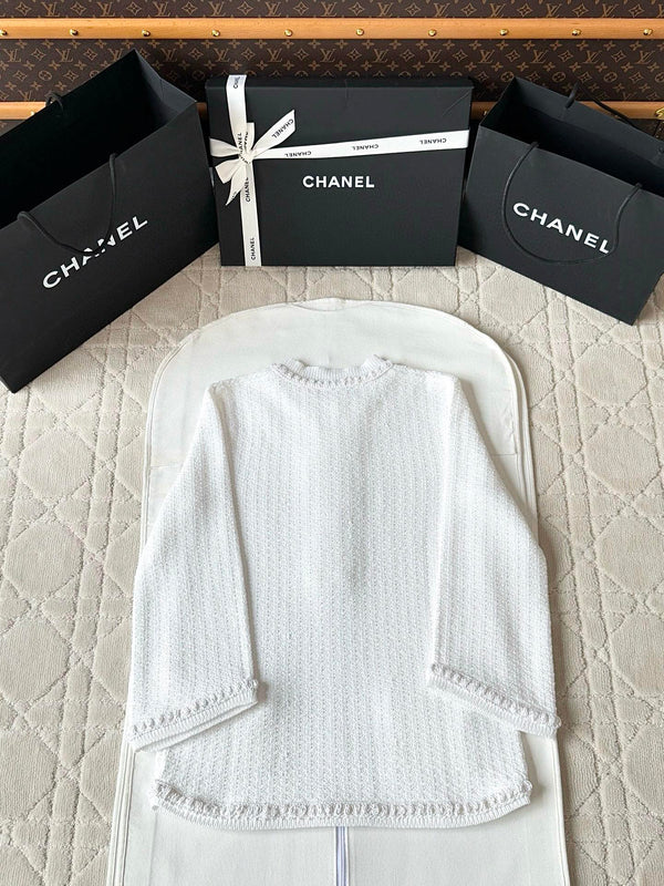 Chanel 25P Long-Sleeve Top White Tweed Pearl Buttons 237299