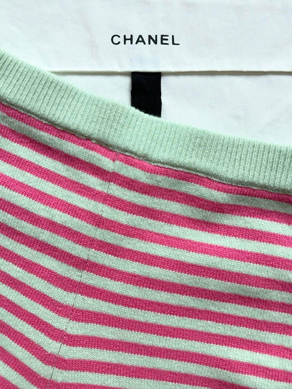 Chanel 25P Shorts Pink Mix Green Cashmere 237317