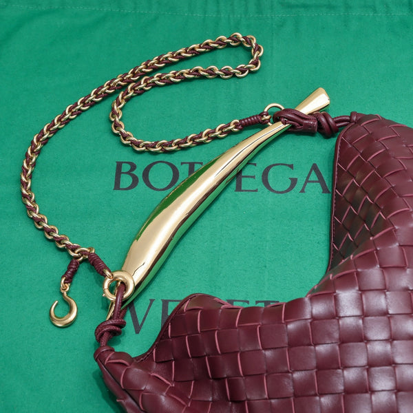 SARDINE 33 WITH CHAIN IN BAROLO LAMBSKIN