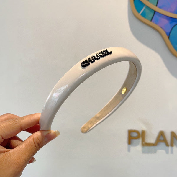 WHITE CREAM RESIN HAIRBAND 358244