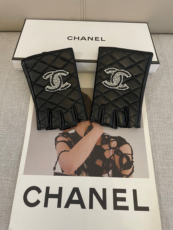 GUANTI SENZA FIGURA IN PELLE DI MONTONE NERA 463851