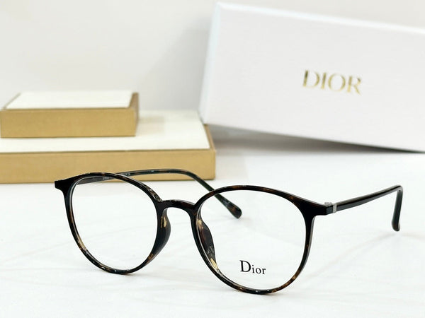 OCCHIALI DA SOLE MONTAIGNE CD S17F IN ACETATO