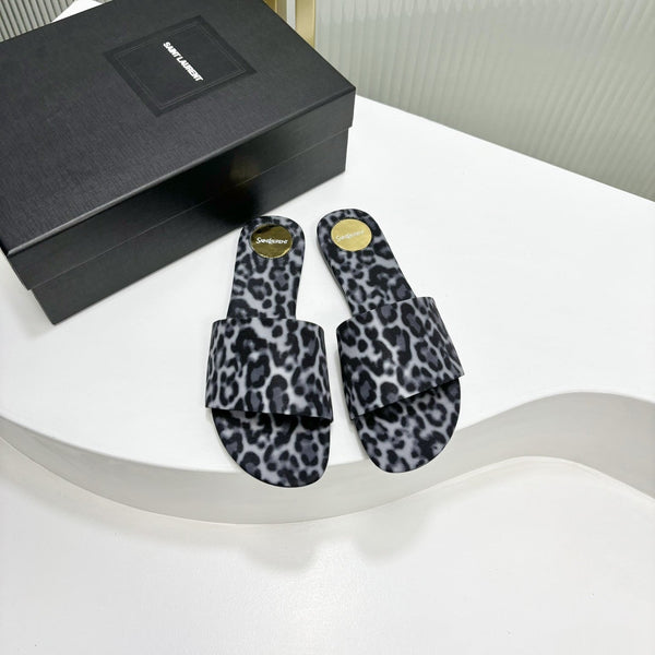 CARLYLE SLIDES IN LEOPARD GROSGRAIN BLACK WHITE