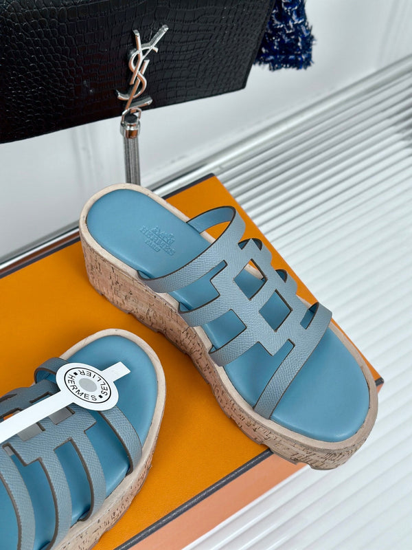 SANDALO ISABELLA IN VITELLO CIELO