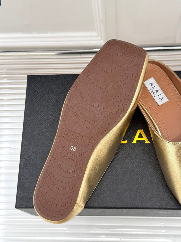 Alaia Slipper Gold Calfskin 293189