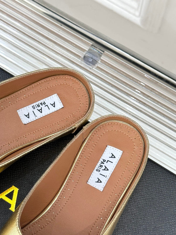 Alaia Slipper Gold Calfskin 293189