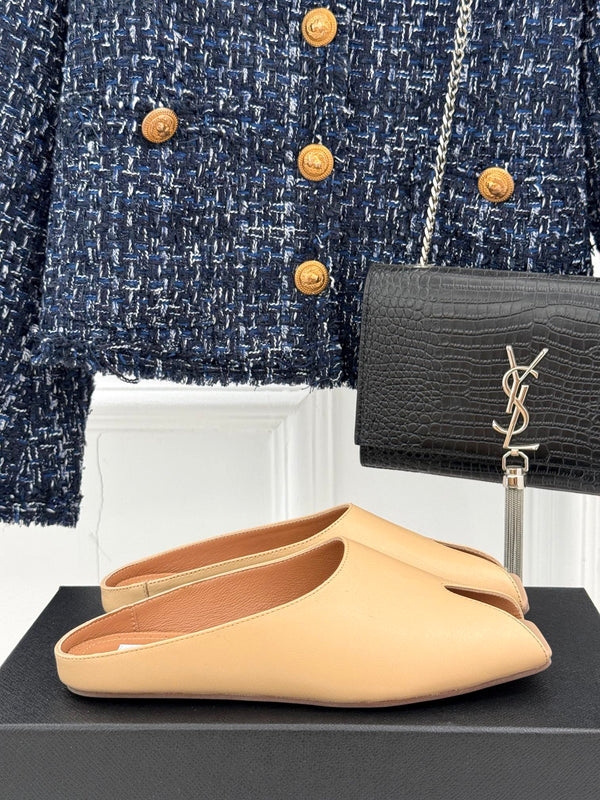 Alaia Slipper Light Apricot Calfskin 293192