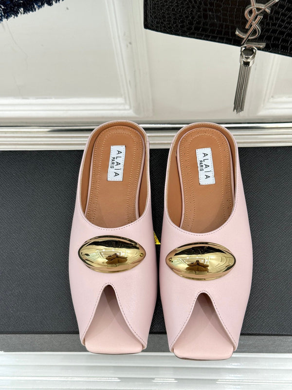 Alaia Slipper With Gold Hardware Pink Calfskin 293199