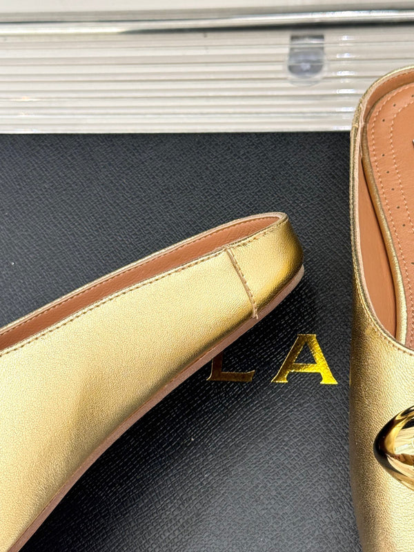 Alaia Slipper With Gold Hardware Gold Calfskin 293203